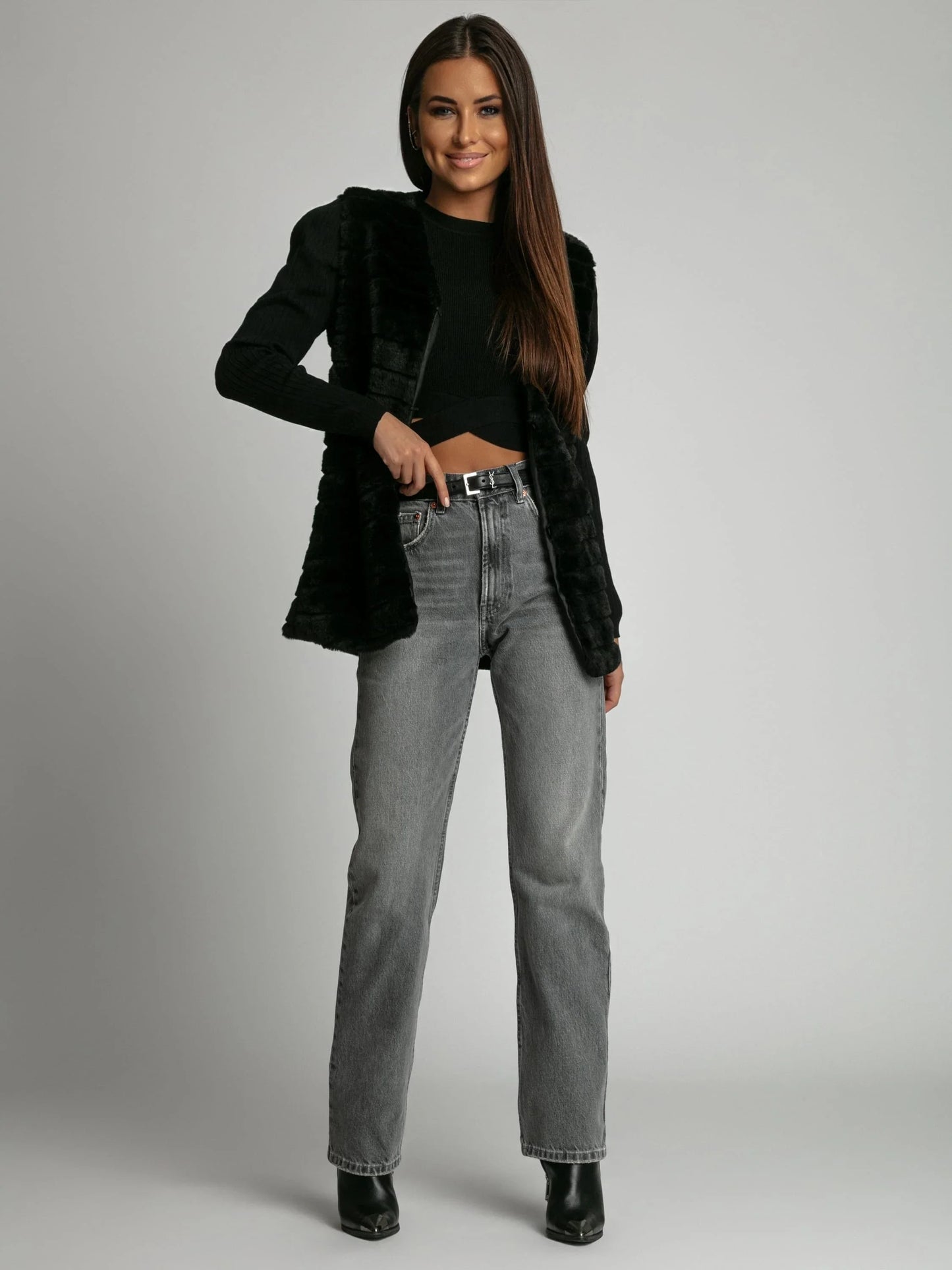 Women's fur vest, black 02114 - Which Mark