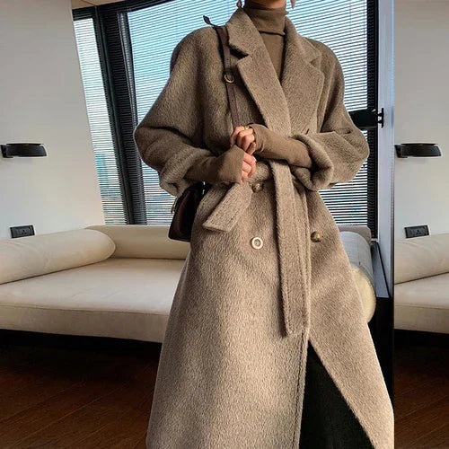 Solid Sail Sheep Camel Coat β Luxury & Warmth for Winter Elegance - Which Mark
