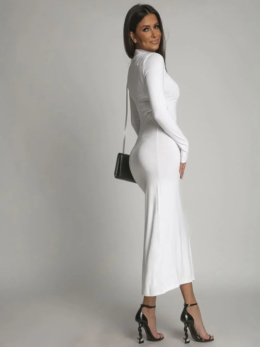 Smooth dress with long sleeves and a turtleneck, white FG678 - Which Mark