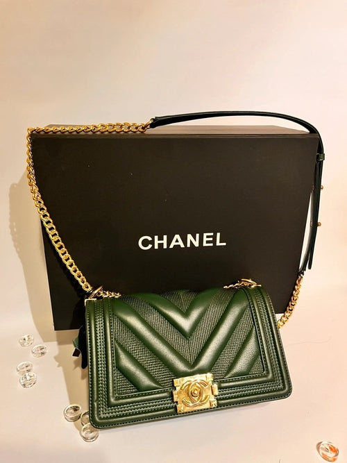Luxury Chevron Quilted Flap Bag - Which Mark