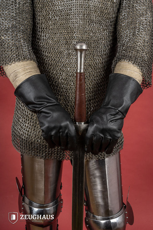 Historical Leather Gloves Black - Which Mark