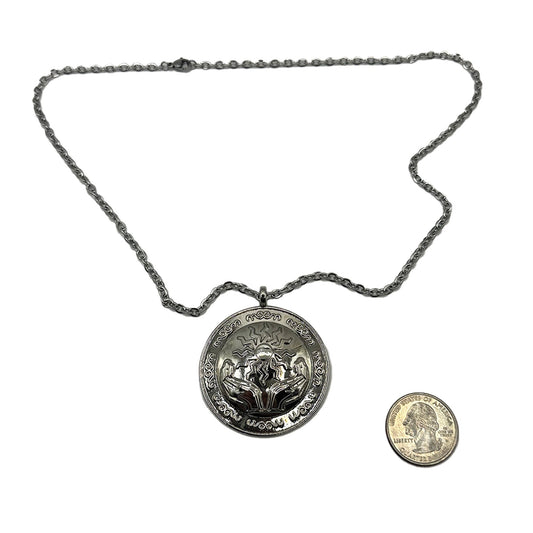 Dungeons & Dragons Jewelry - Amulet of Health - Which Mark