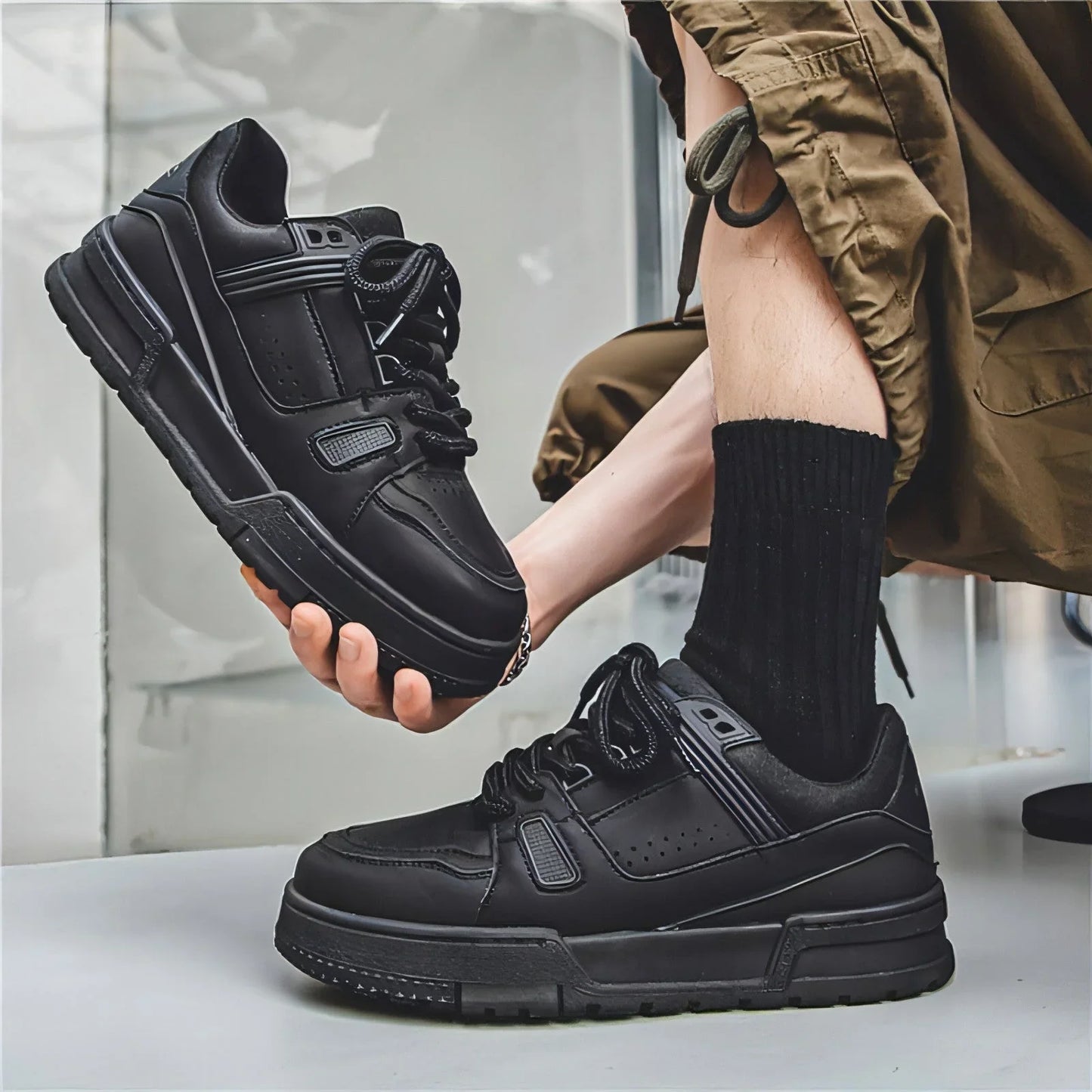 Black American Retro Platform Sports Board Shoes - Which Mark