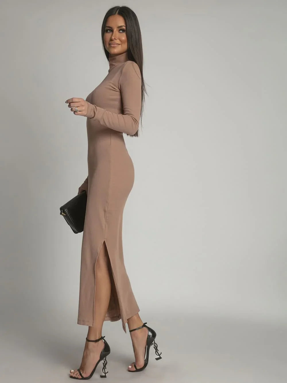 Cotton fitted maxi dress with cappuccino turtleneck FG680 - Which Mark