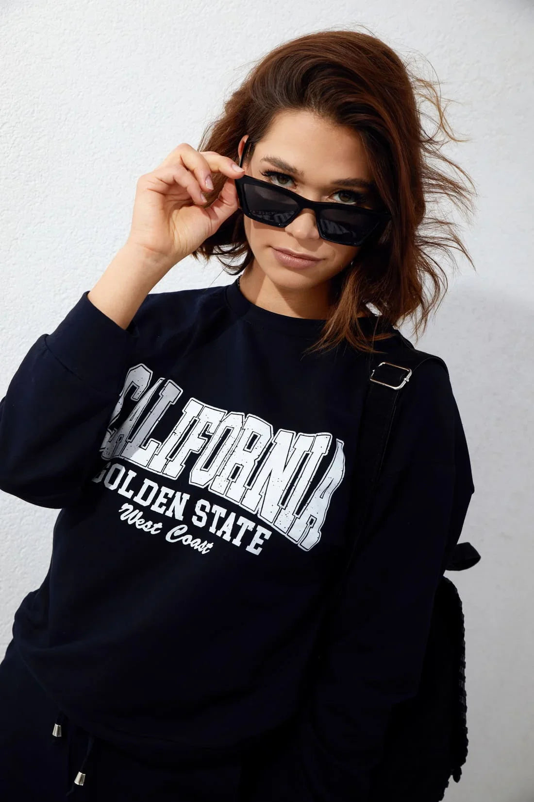 Women's tracksuit set with an application, navy blue FI728 - Which Mark