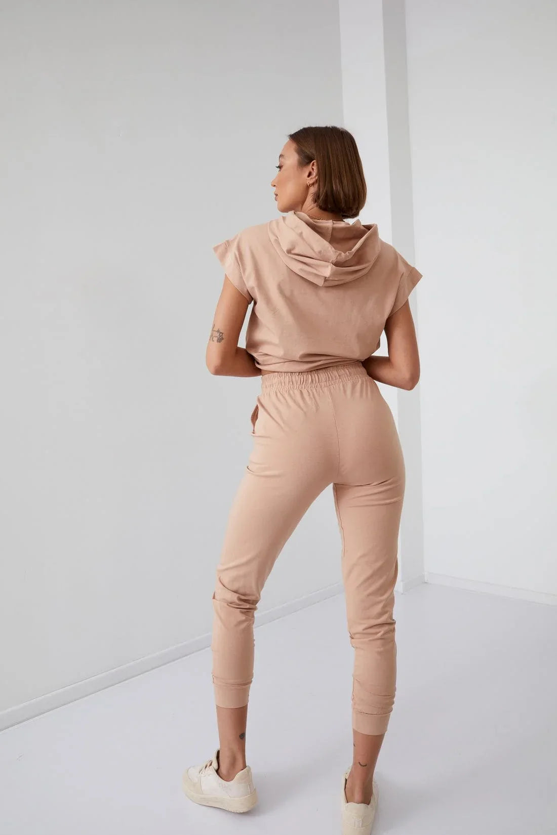 Beige sweatshirt and trousers set FK620 - Which Mark