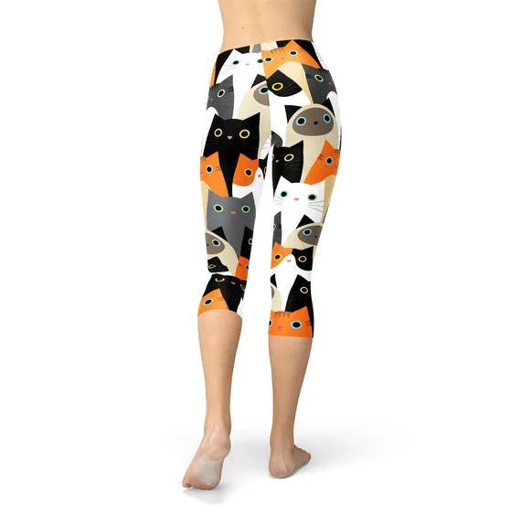 Womens All Over Print Cats Capri Leggings - Which Mark