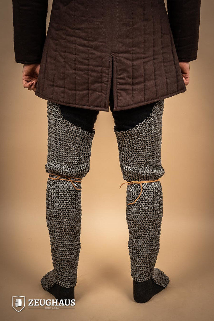 Chainmail Chausses Flatring Wedge Riveted 9mm Steel Oiled - Which Mark