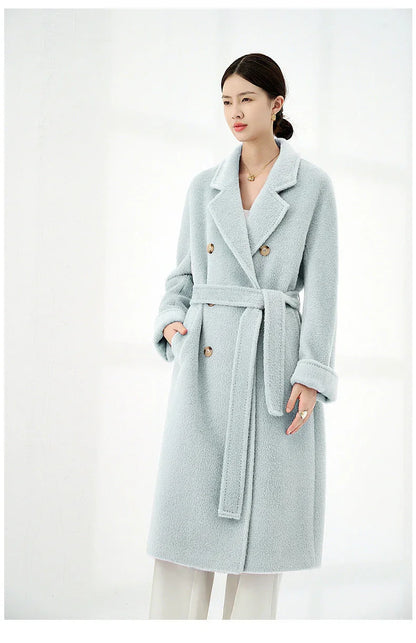 Solid Sail Sheep Camel Coat – Luxury & Warmth for Winter Elegance - Which Mark