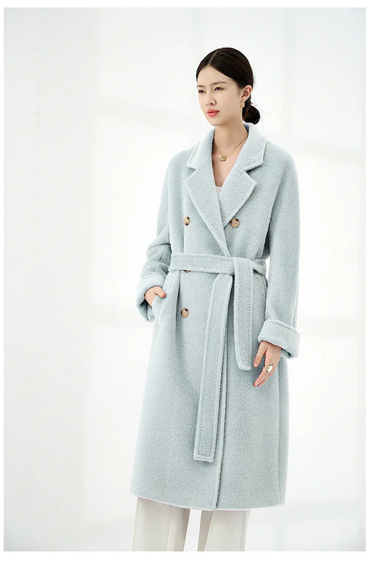 Solid Sail Sheep Camel Coat – Luxury & Warmth for Winter Elegance - Which Mark