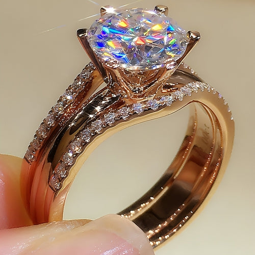 Versatile Elegance: 18K Gold Moissanite Ring Duo - Which Mark