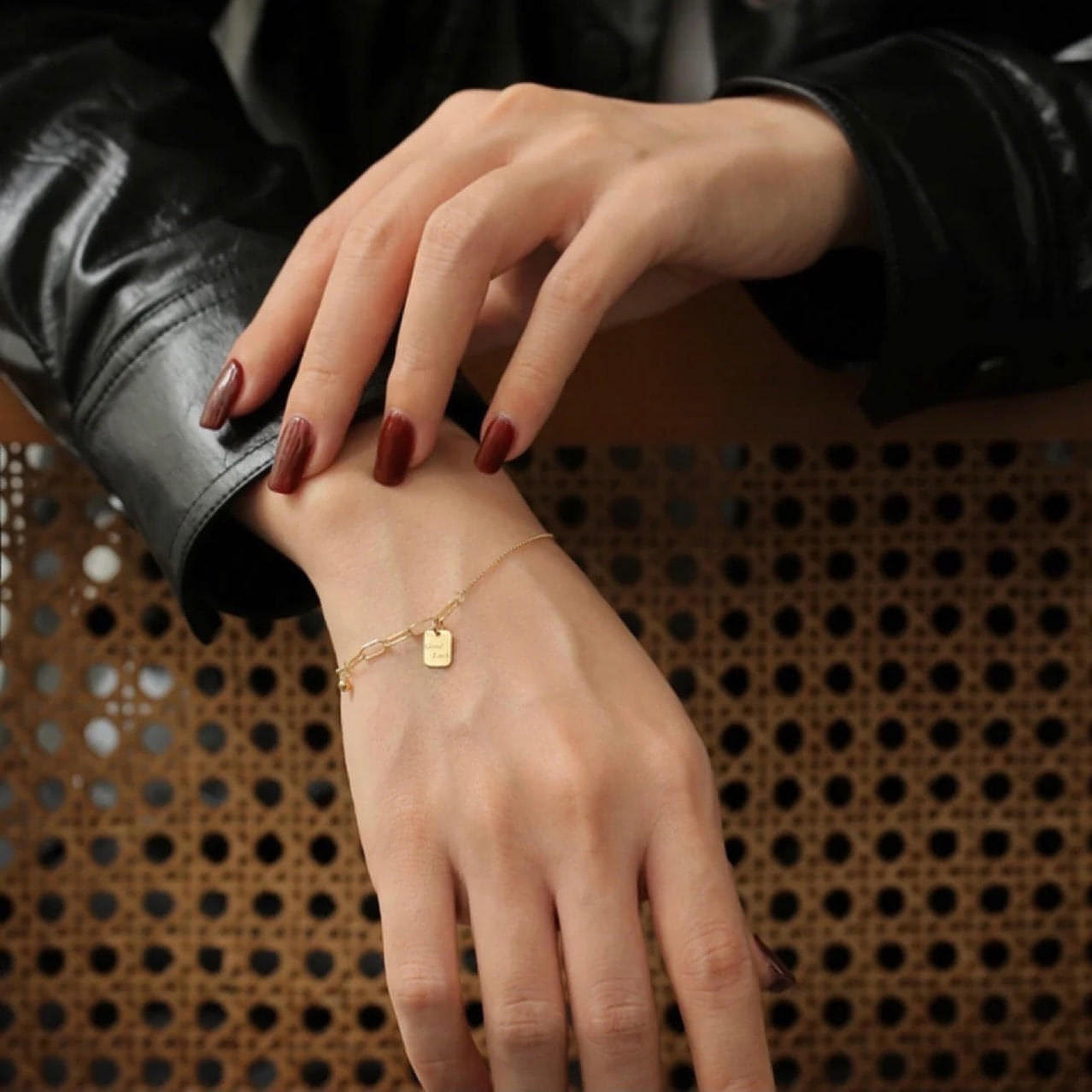 18K Gold Square Necklace Bracelet For Women - Which Mark
