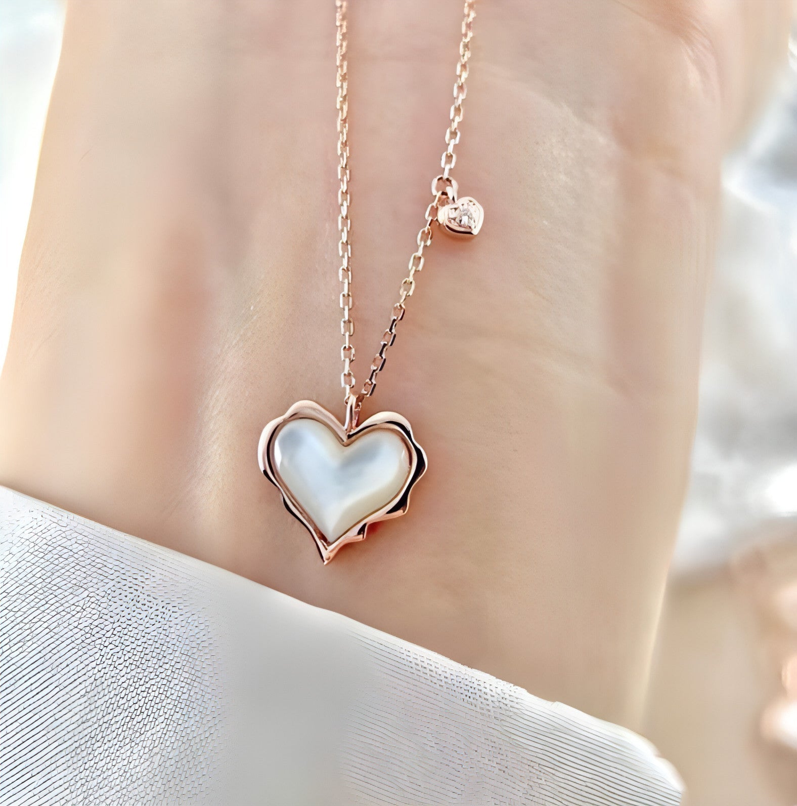 LuxeJewels™ - Gilded Love – 18K Rose Gold Collar Chain Set - Which Mark