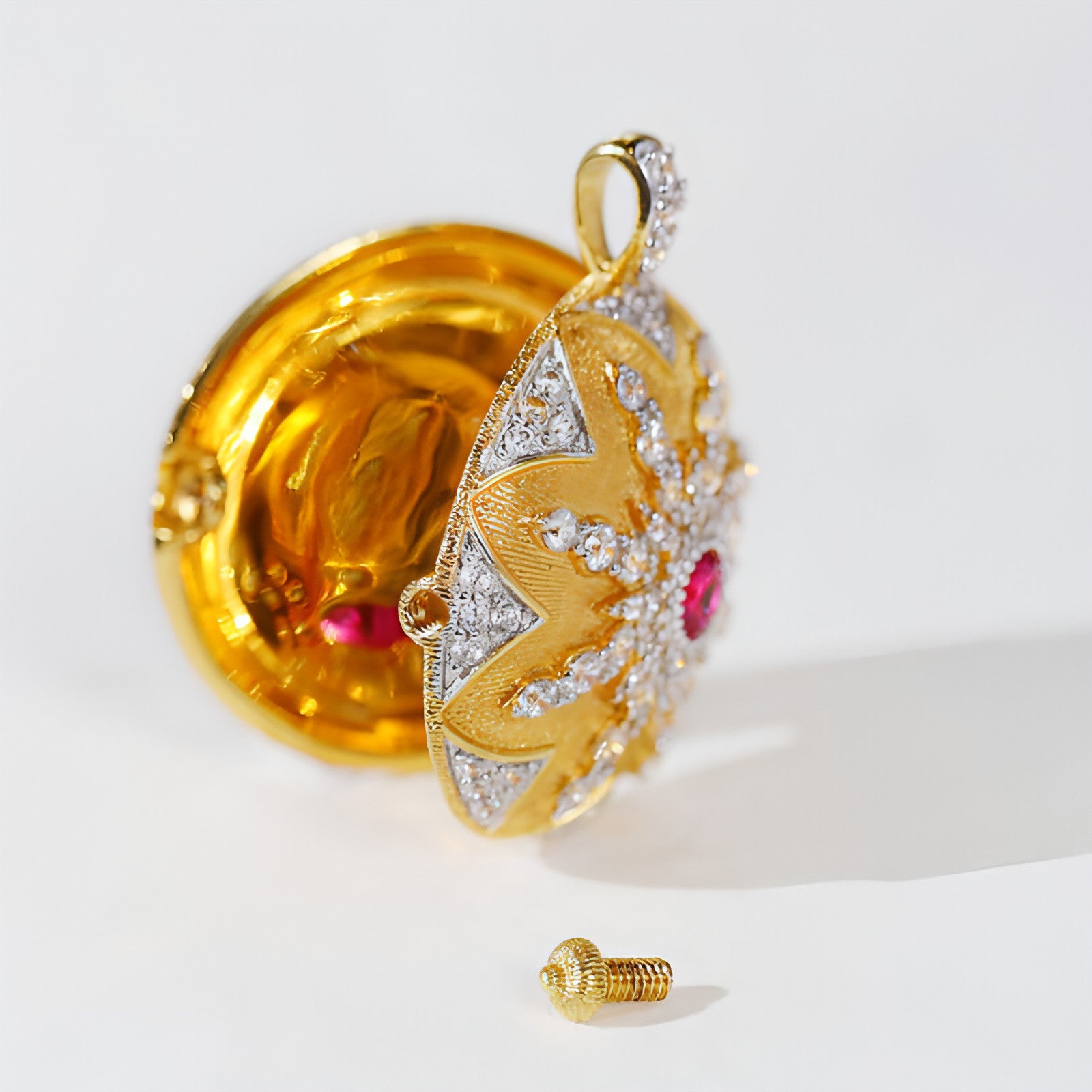 European American And Italian Craftsmanship Necklace Retro Palace - Which Mark