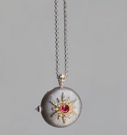 European American And Italian Craftsmanship Necklace Retro Palace - Which Mark
