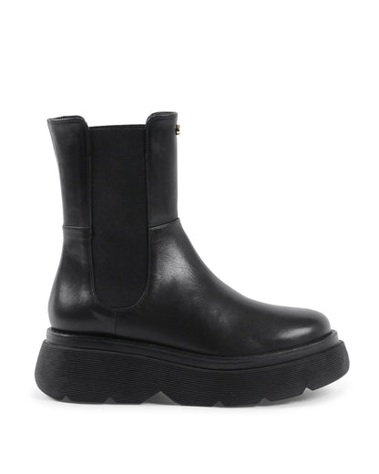 Dana - Short Boot Black - Which Mark