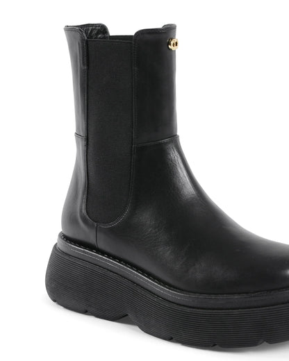 Dana - Short Boot Black - Which Mark