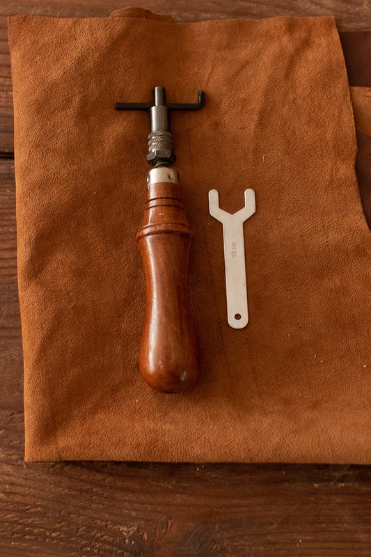 Hand Groover - Which Mark