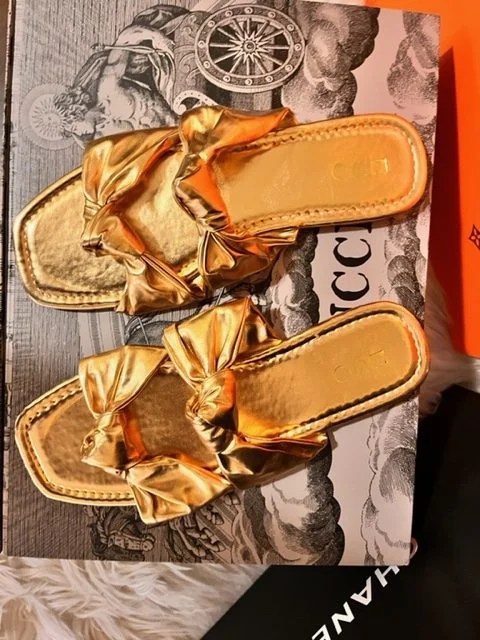 Fashion Women's Flat Sandals - Which Mark