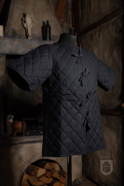 Basic Gambeson Black - Which Mark