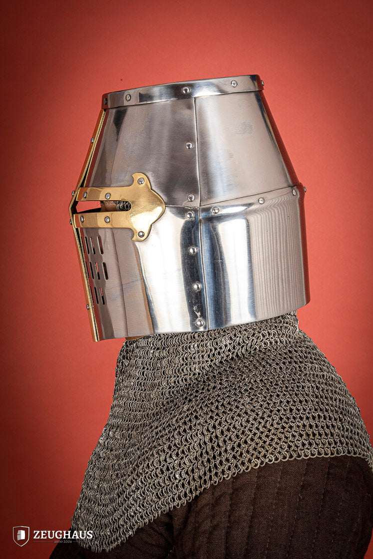 Crusader Great Helmet 1,6mm with Brass - Which Mark