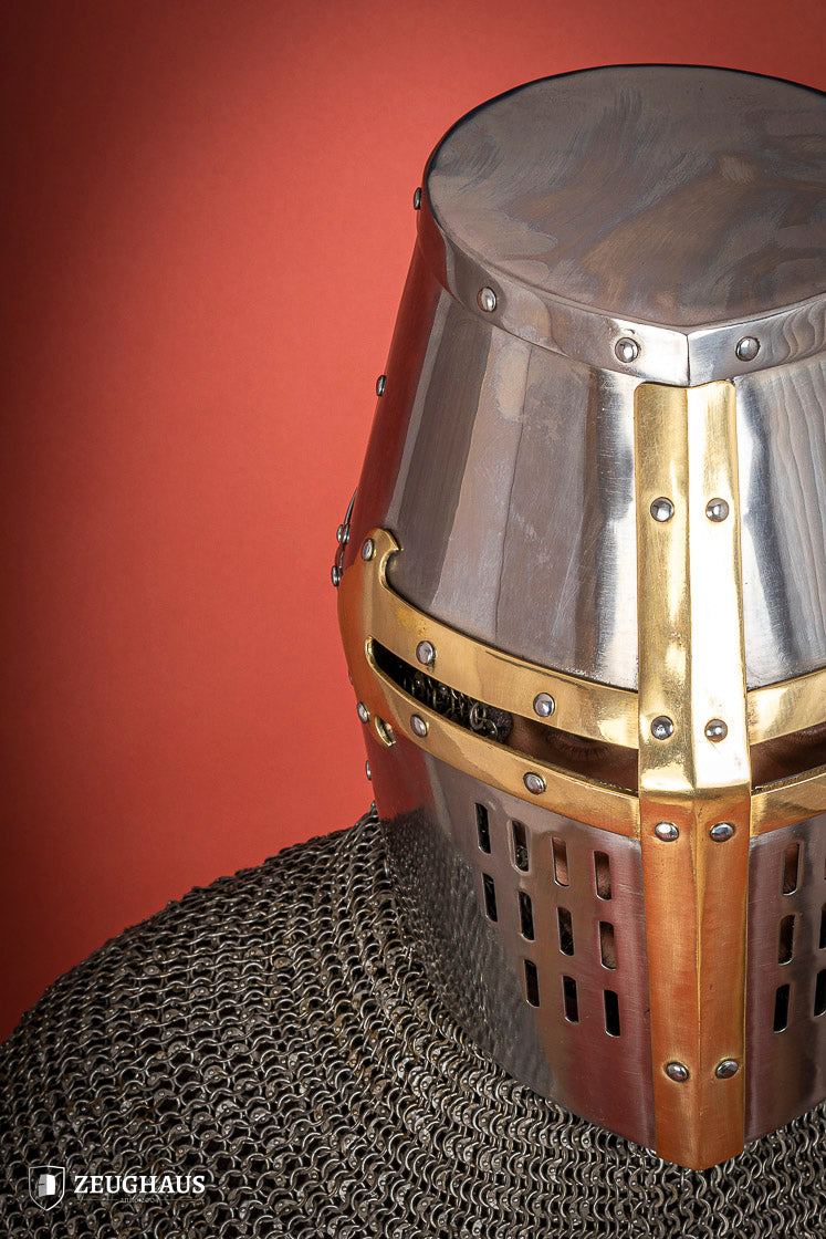 Crusader Great Helmet 1,6mm with Brass - Which Mark
