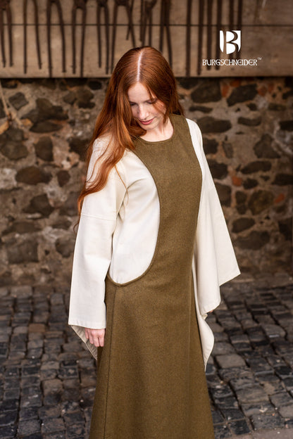 Wool Surcot Albrun Autumn Green - Which Mark