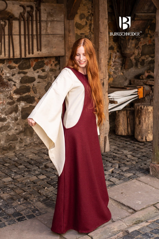 Wool Surcot Albrun Red - Which Mark