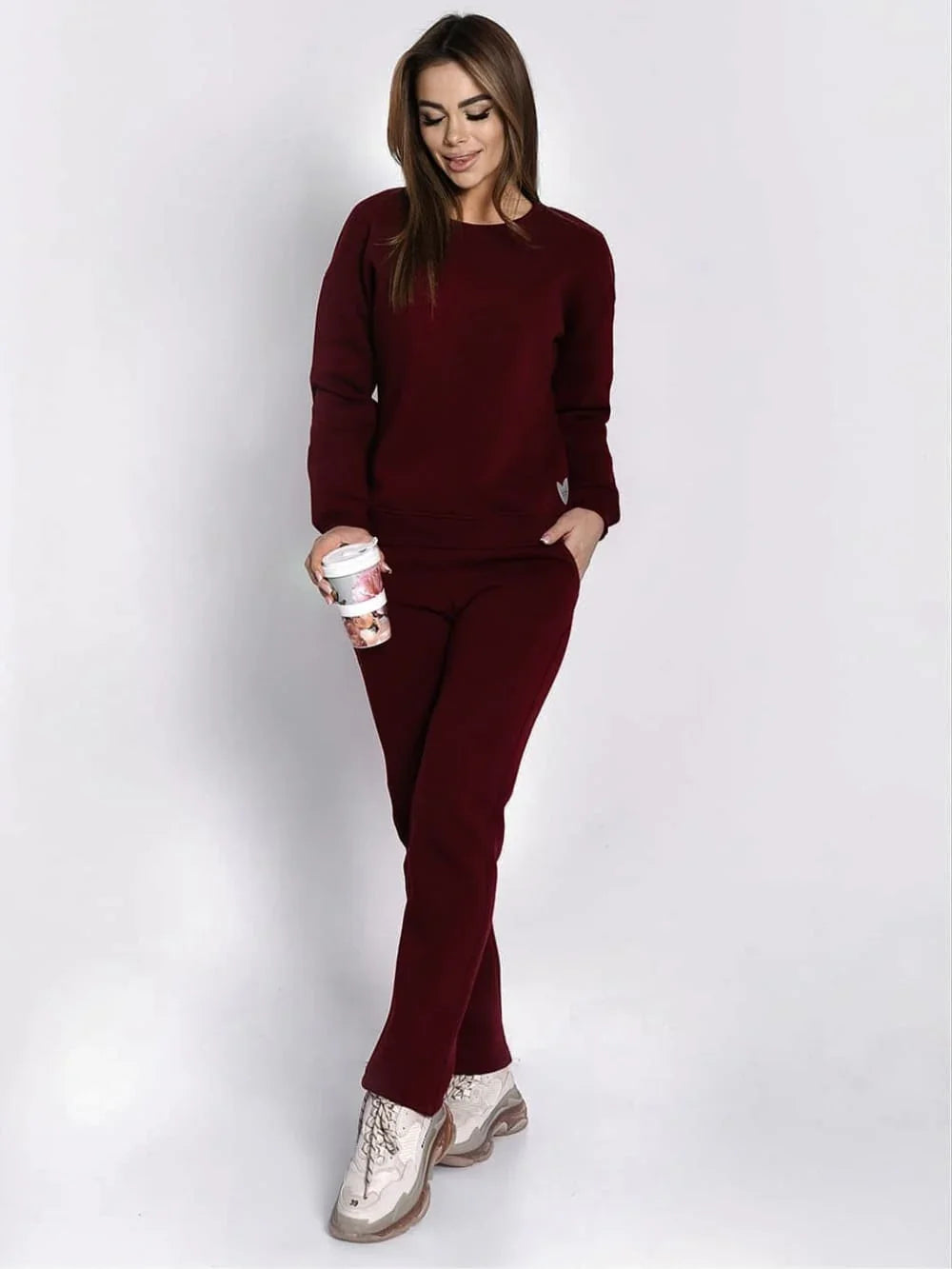 Insulated tracksuit for women sweatshirt and loose pants burgundy - Which Mark