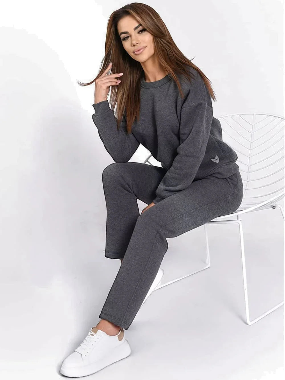 Insulated tracksuit for women sweatshirt and loose pants graphite - Which Mark