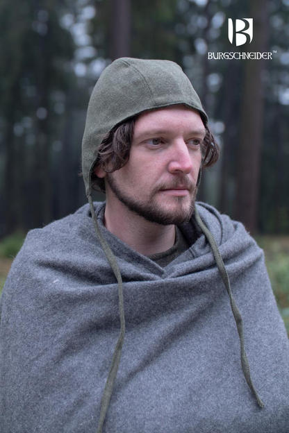 Bundling Hood Wolfram Olive Green - Which Mark