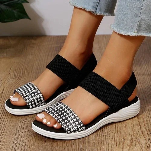 Houndstooth Striped Flat Casual Shoes - Which Mark
