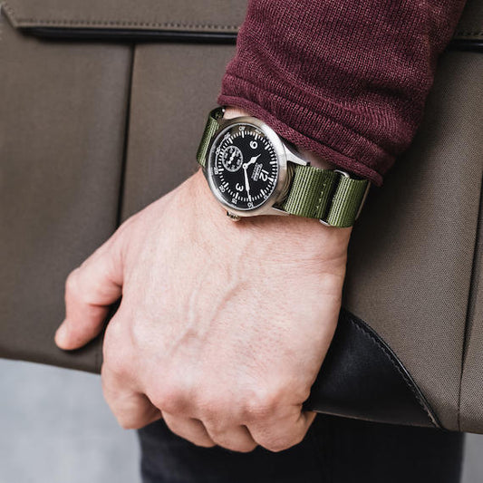 39.5mm field quartz watch with nylon 6 strap in olive drab colour - Which Mark