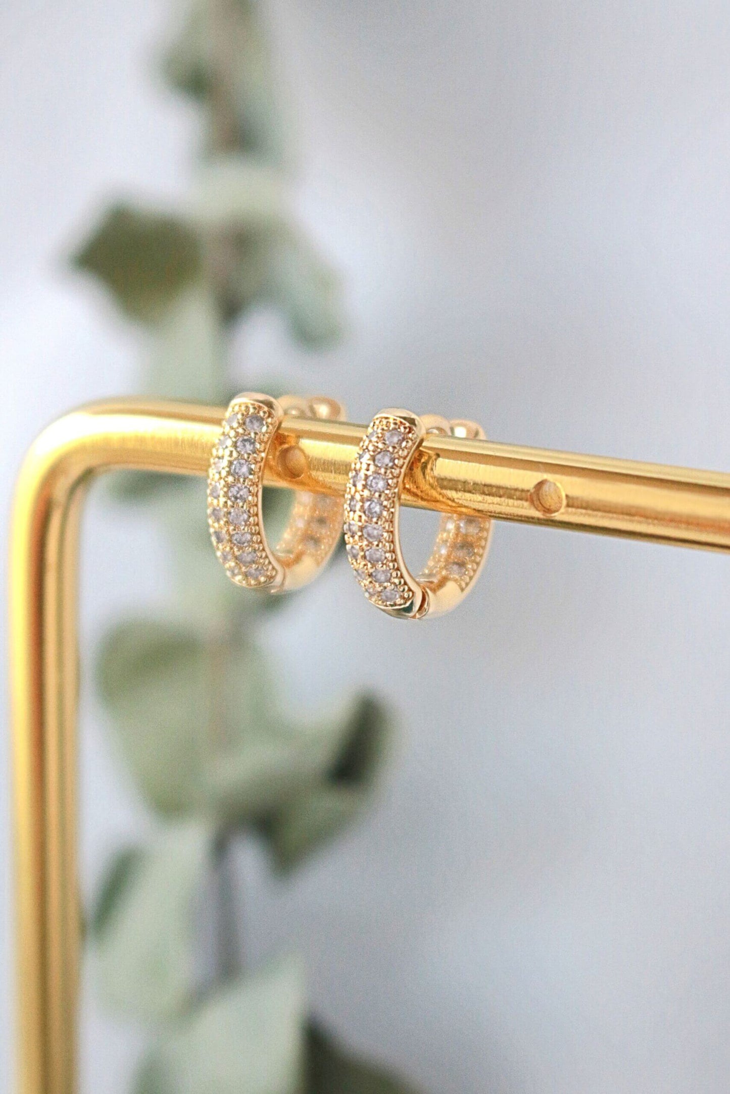 24 Karats Cubic Zirconia Hoops - Which Mark
