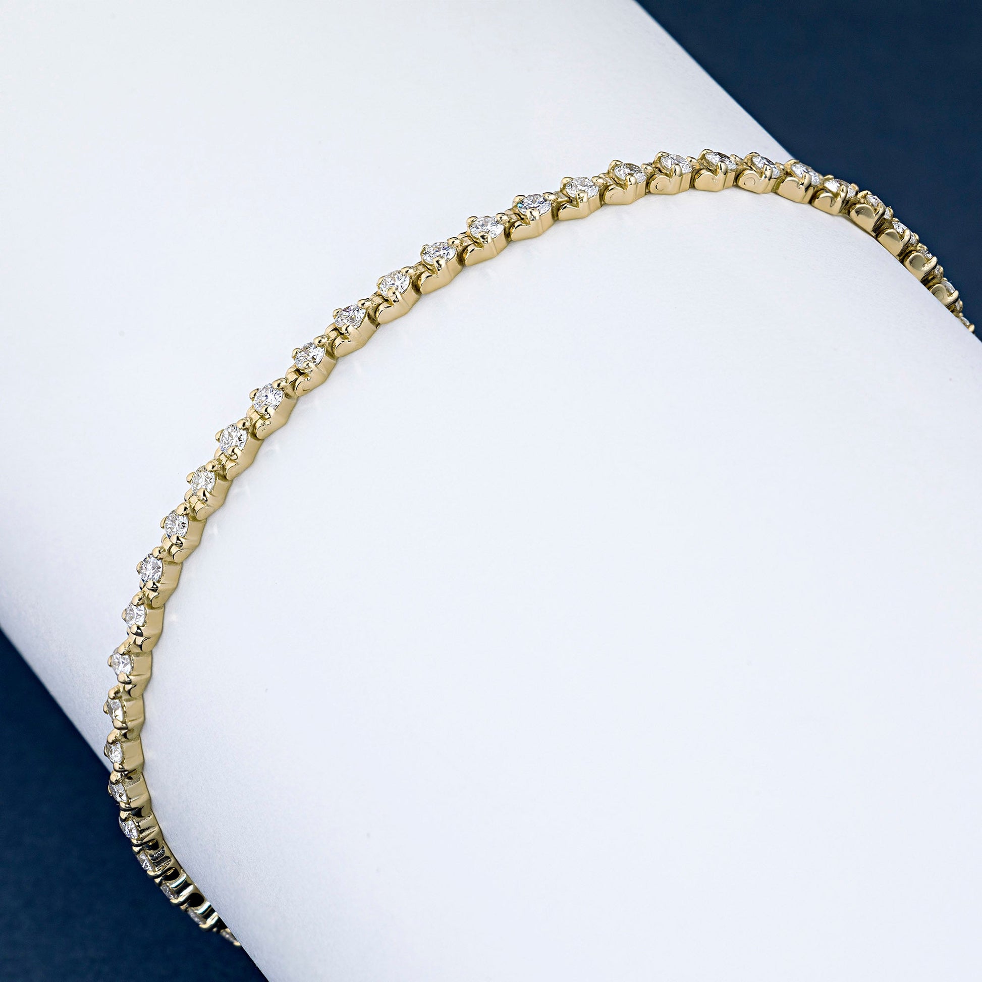 14K Yellow Gold Bracelet with 58 Round-Cut Lab-Created Diamonds 2.022 - Which Mark