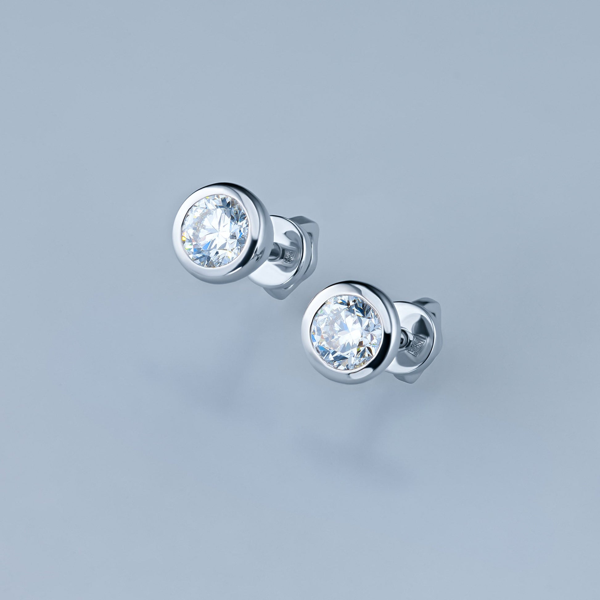 14K White Gold Earring Studs with 2 Round-Cut Lab-Created Diamonds - Which Mark