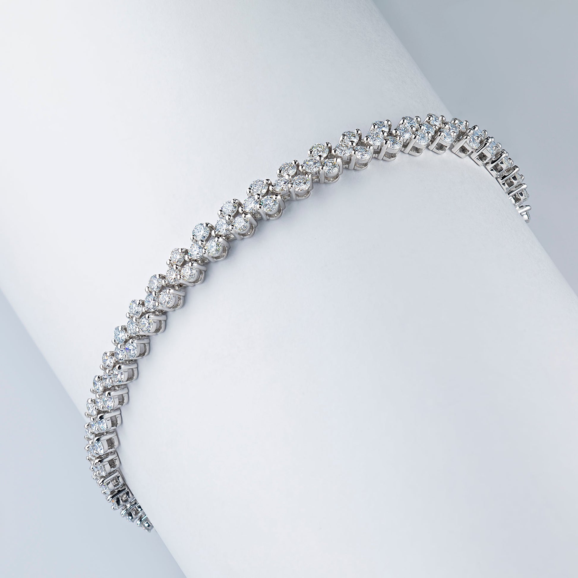 14K White Gold Bracelet with 124 Round-Cut Lab-Created Diamonds 4.337 - Which Mark