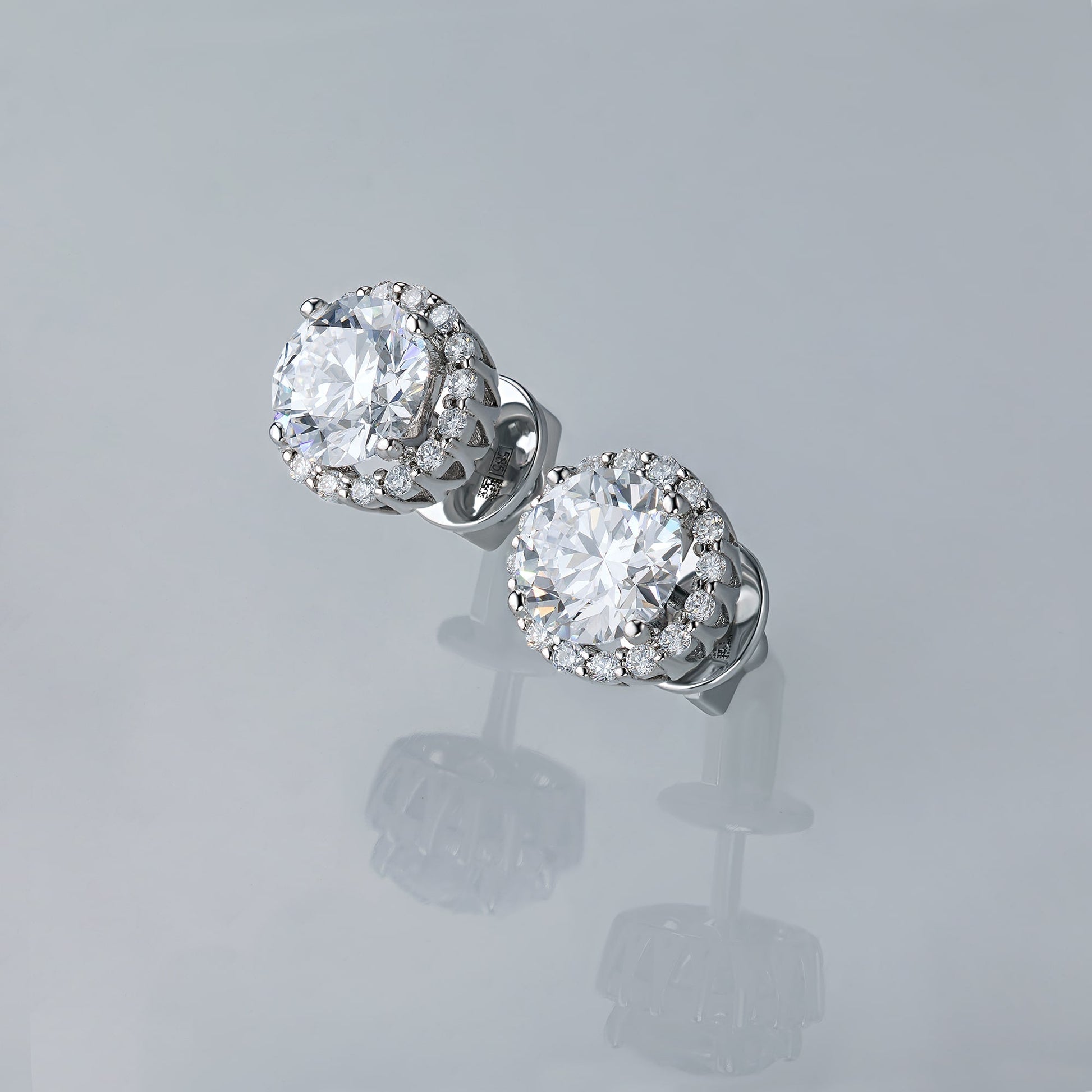 14K White Gold Earring Studs with 34 Round-Cut Lab-Created Diamonds - Which Mark