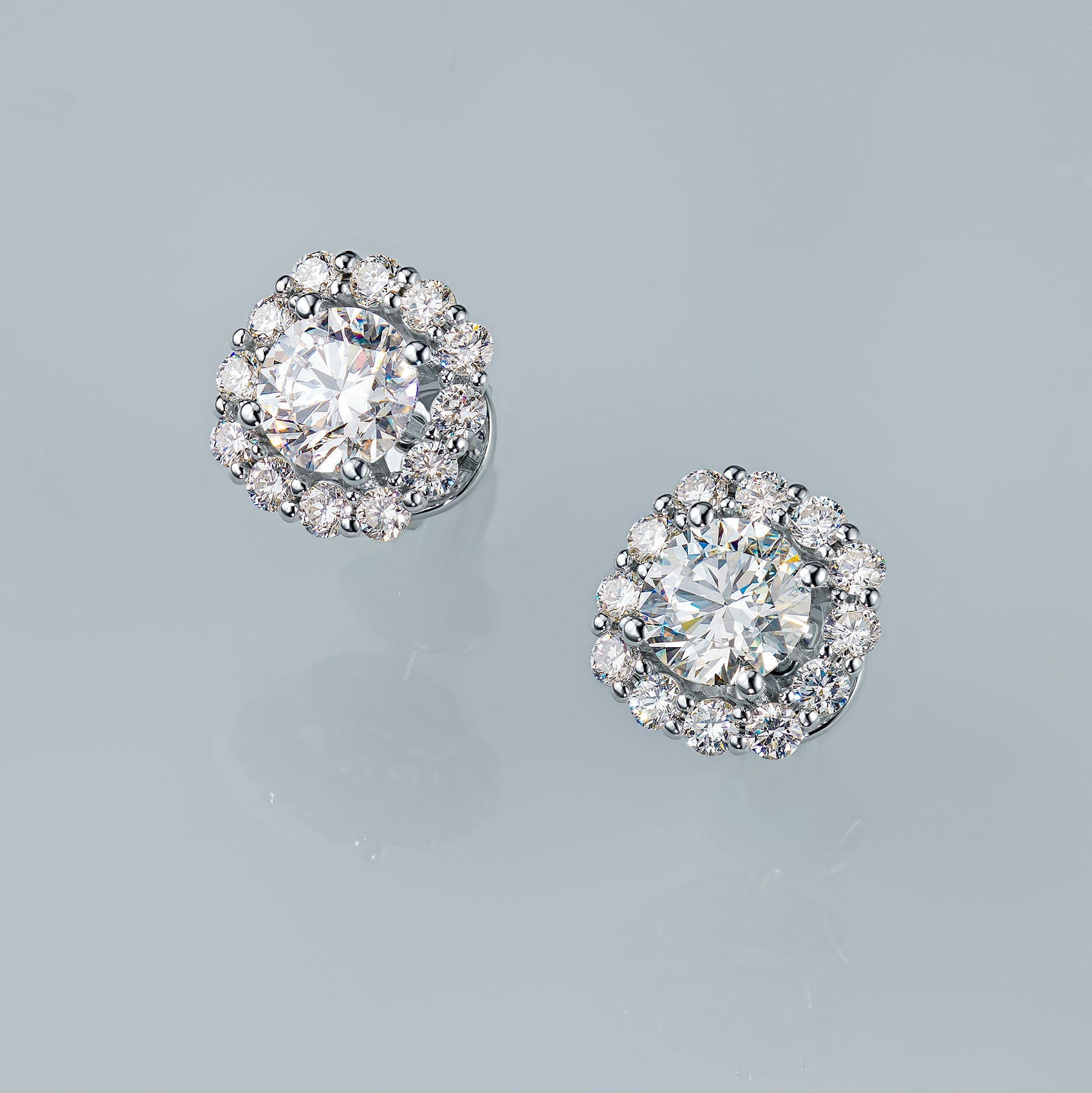 White Gold Earring Studs with 26 Round-Cut Lab-Created Diamonds 2.63 - Which Mark