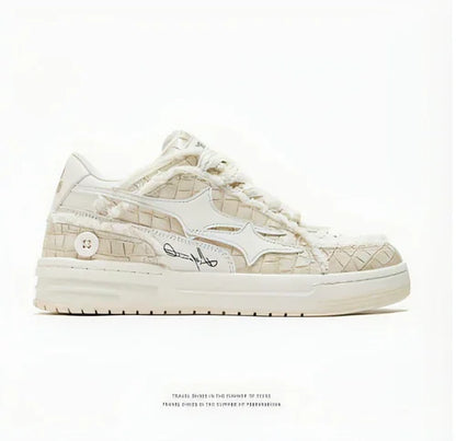 Korean Style Casual Breathable White Shoes Men - Which Mark