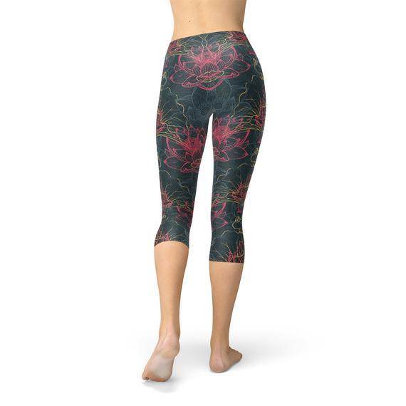 Womens Floral Lotus Capri Leggings - Which Mark